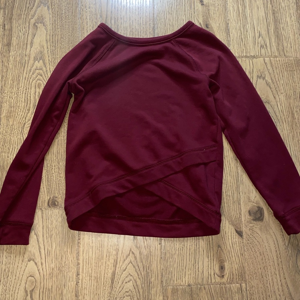 Old navy, dark red long sleeve kids tee size L